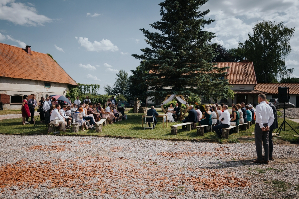 2-ślub-w-plenerze-giżycko-fotograf-ślubny-giżycko